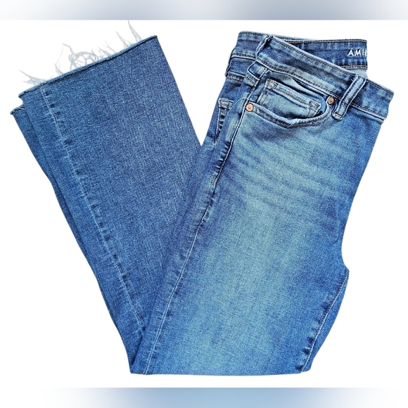 American Eagle Blue Kick Boot Crop Jeans, Size 4. New With Tags - Picture 4 of 12